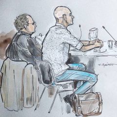 Rechtbanktekening bij de moordzaak Maasland waarin Eckhardt Advocatuur de verdediging voerde